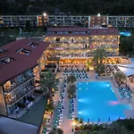 Otel Majestic Palace 4*