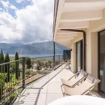Majestic Palace 4*