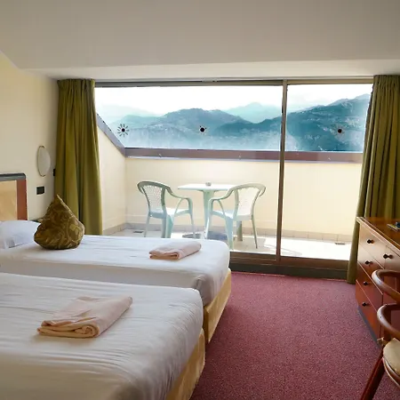 Hotel Majestic Palace