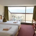 Majestic Palace Hotel 4*