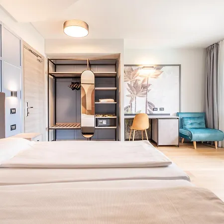 Majestic Palace Hotel 4*