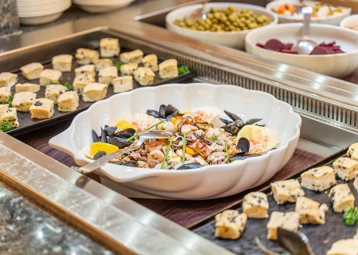 Majestic Palace Отель