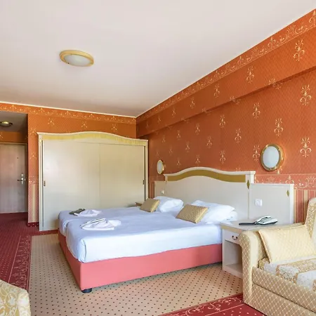 Hotel Majestic Palace