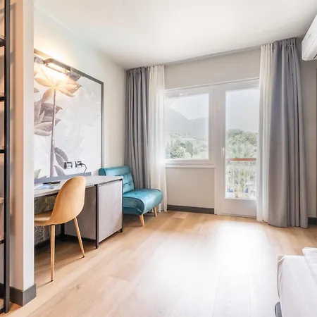 Majestic Palace 4* Malcesine