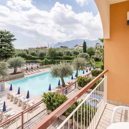 Majestic Palace Szálloda