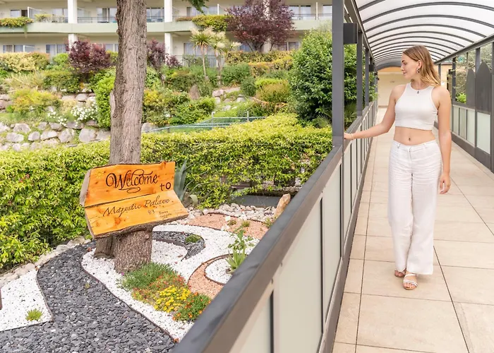 Majestic Palace Otel 4*