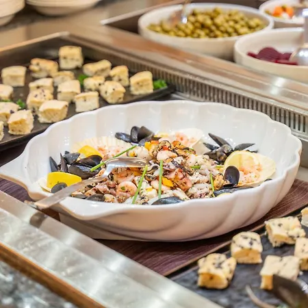 Majestic Palace Hotell