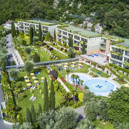 Majestic Palace Hotell